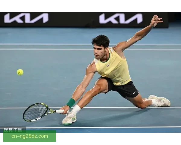 兹维列夫连胜三场晋级澳网16强 兹维列夫连胜三场晋级澳网16强